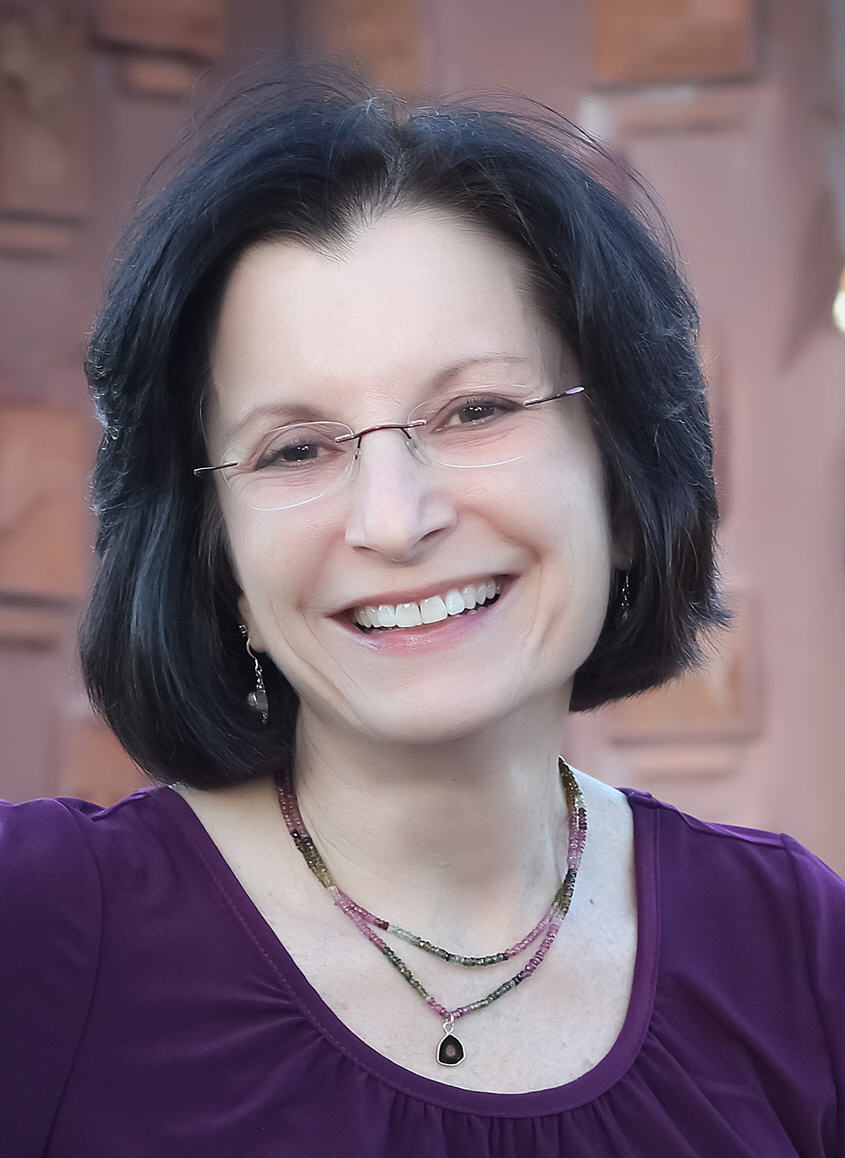 Patti Shank headshot